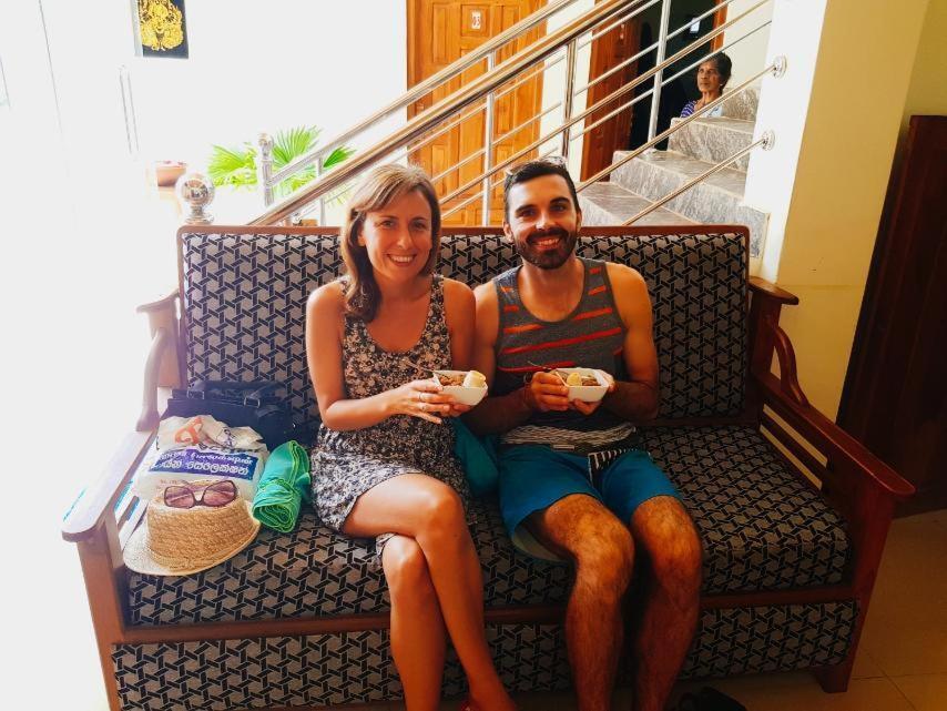 Luxury Everest Hotel Trincomalee Dış mekan fotoğraf